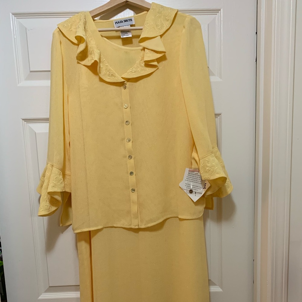 MAXI DRESS with BLOUSE RUFFLE! NWT!